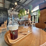 เมนูของร้าน Rest & Roll
