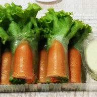 MP Food Story ขนมปังปิ้ง สลัดโรล ผลไม้ปอก ของทานเล่น น้ำชง