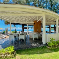 Barracuda Bar & Grill Twin Lotus Resort & Spa