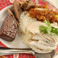 เมนูของร้าน ข้าวมันไก่ทับหลี ตลาดกำแพงแสน