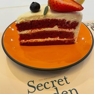 Secret Garden เดอะ การ์เด้น คอมมูนิตี้ เพลส (ถนนนางลิ้นจี่)