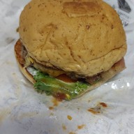 MadCow Burger by ToniSantos Asok สาขาอโศก