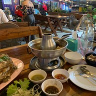 ครัวคลองถนน ลาบเป็ด ลาบเป็ด