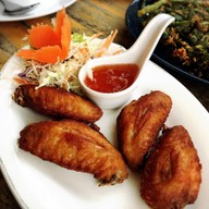 เฮือนนพเก้ารีสอร์ท