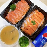 บ้านปลาส้มแจ้งวัฒนะ-Salmon Delivery