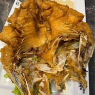 Laemcharoen Seafood เดอะมอลล์บางกะปิ