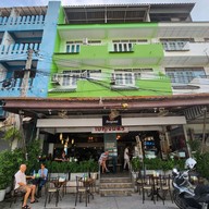 หน้าร้าน Benjamit esspreso bar