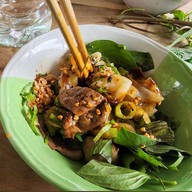 ชื่น..ก๋วยเตี๋ยวเรืออยุธยา สุขาภิบาล5