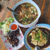 ครัวโม่งเม่ง