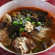ข้าวซอยป้าหรั่ง -