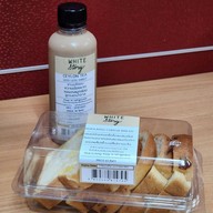 White Story ออลซีซั่นส์เพลส