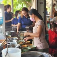 บรรยากาศ ก๋วยเตี๋ยวหมูตุ๋นหม้อไฟนินจา