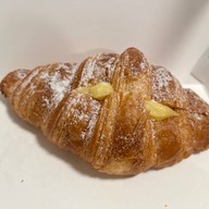 Paris Mikki แฟชั่นไอส์แลนด์