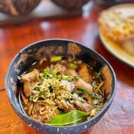 เมนูของร้าน เตี๋ยวตกกะลา