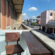 Yann Slow Bar Cafe