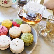 เมนูของร้าน MAËLLE : The Premium Macarons & Pastries Green Plus Mall 3