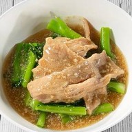 ราดหน้ายอดผักกกท. สาขา 3