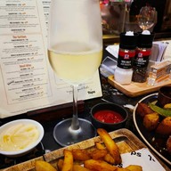 Deli Bar Rotisserie Central Floresta Phuket