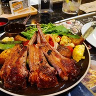 Deli Bar Rotisserie Central Floresta Phuket