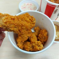 เมนูของร้าน KFC เกตเวย์ บางซื่อ