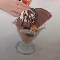 Swensen's CENTRAL VILLAGE