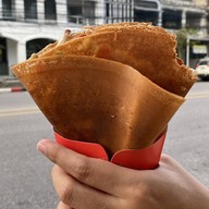 เครปแมวดำ