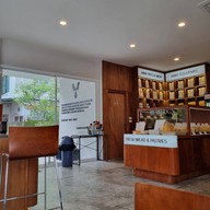 บรรยากาศ Away Coffee & Co. สาขาโรงแรมบุรีศรีภู