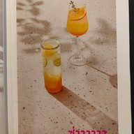 เมนู Greyhound Café The Promenade