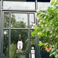 YAI COFFEE N’ BREAD