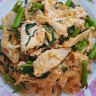 ขาหมู หมูกรอบ by ป้าติ้ว