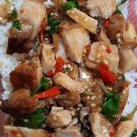 ขาหมู หมูกรอบ by ป้าติ้ว