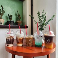 เมนูของร้าน Oliva View De Cafe อยู่ ด้านใน Swiss Valley Hip Resort