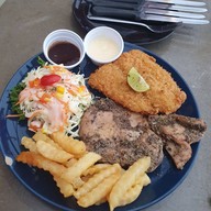 เมนูของร้าน สเต็กลุงหยิกบางแสน ซอยจรินทร์