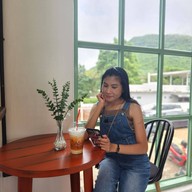 บรรยากาศ Oliva View De Cafe อยู่ ด้านใน Swiss Valley Hip Resort