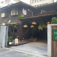 3 Cats Toast Hut