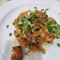 เมนูของร้าน ศิริวรรณ บ้านหอยทอด รัตนาธิเบศร์