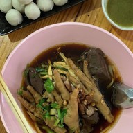 ก๋วยเตี๋ยวไก่ถ้วยทอง จรัญสนิทวงศ์ 77/1
