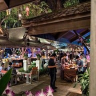 Thiptara The Peninsula Bangkok  โรงแรมเพนนินซูล่า กรุงเทพฯ