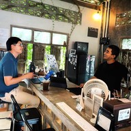 Charay Café