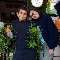 Charay Café
