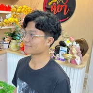 Hair Cuts with YAHZ Barber & Salon ตัดผมกับหยา