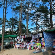 บรรยากาศ ตลาดดอยลีซอ