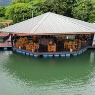บรรยากาศ บ้านริมขุม (Baan Rim Khum Cafe & Restaurant)