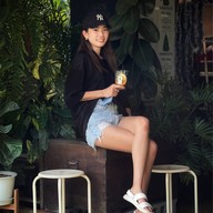 Charay Café