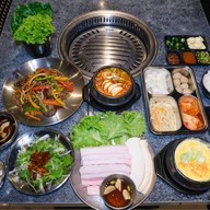 ITAEWON BANGSAEN อิแทวอน บางแสน