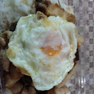 เมนูของร้าน ขาหมู หมูกรอบ by ป้าติ้ว