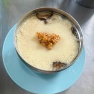 เกาเหลาเลือดหมูซอยแฉล้ม ซอยแฉล้ม