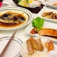 Fuji Japanese Restaurant เซ็นทรัลปิ่นเกล้า