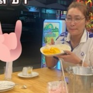 ข้าวเหนียว มะม่วง อร่อยสามโลก แมงโก้ ซิส สรงประภา