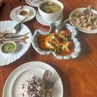 ข้าวสามสี